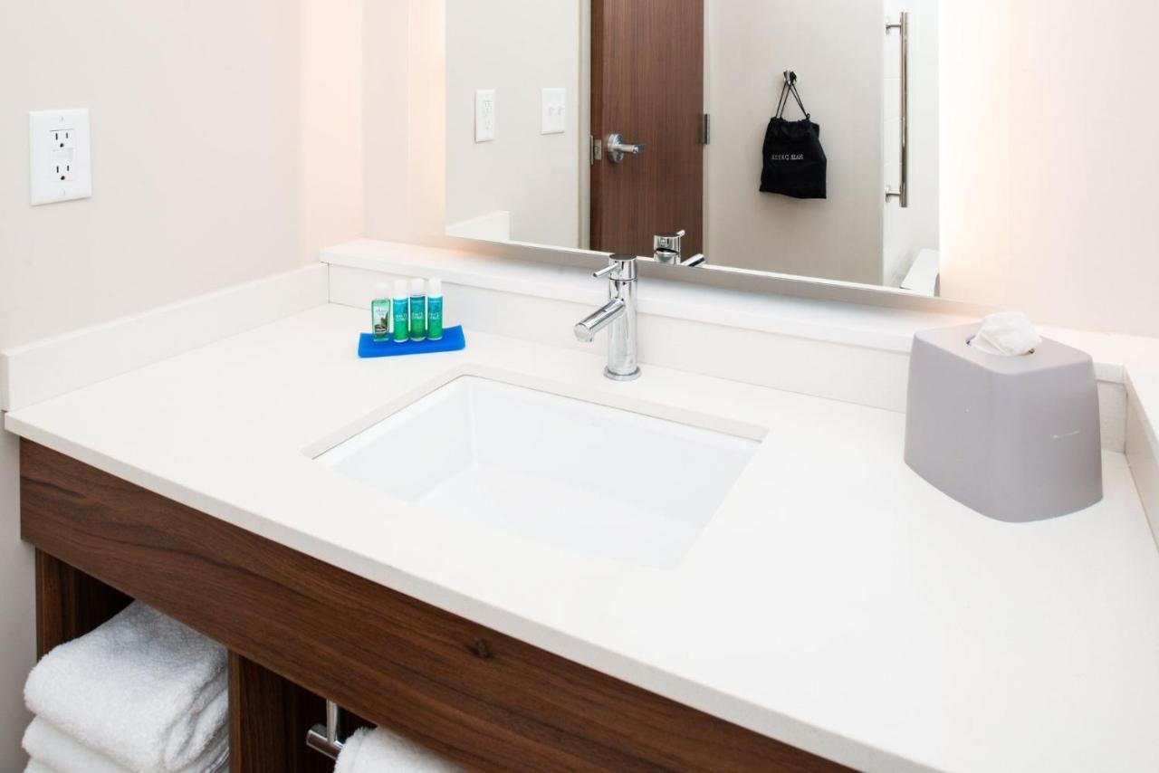 Holiday Inn Express & Suites - Ottumwa By Ihg Экстерьер фото