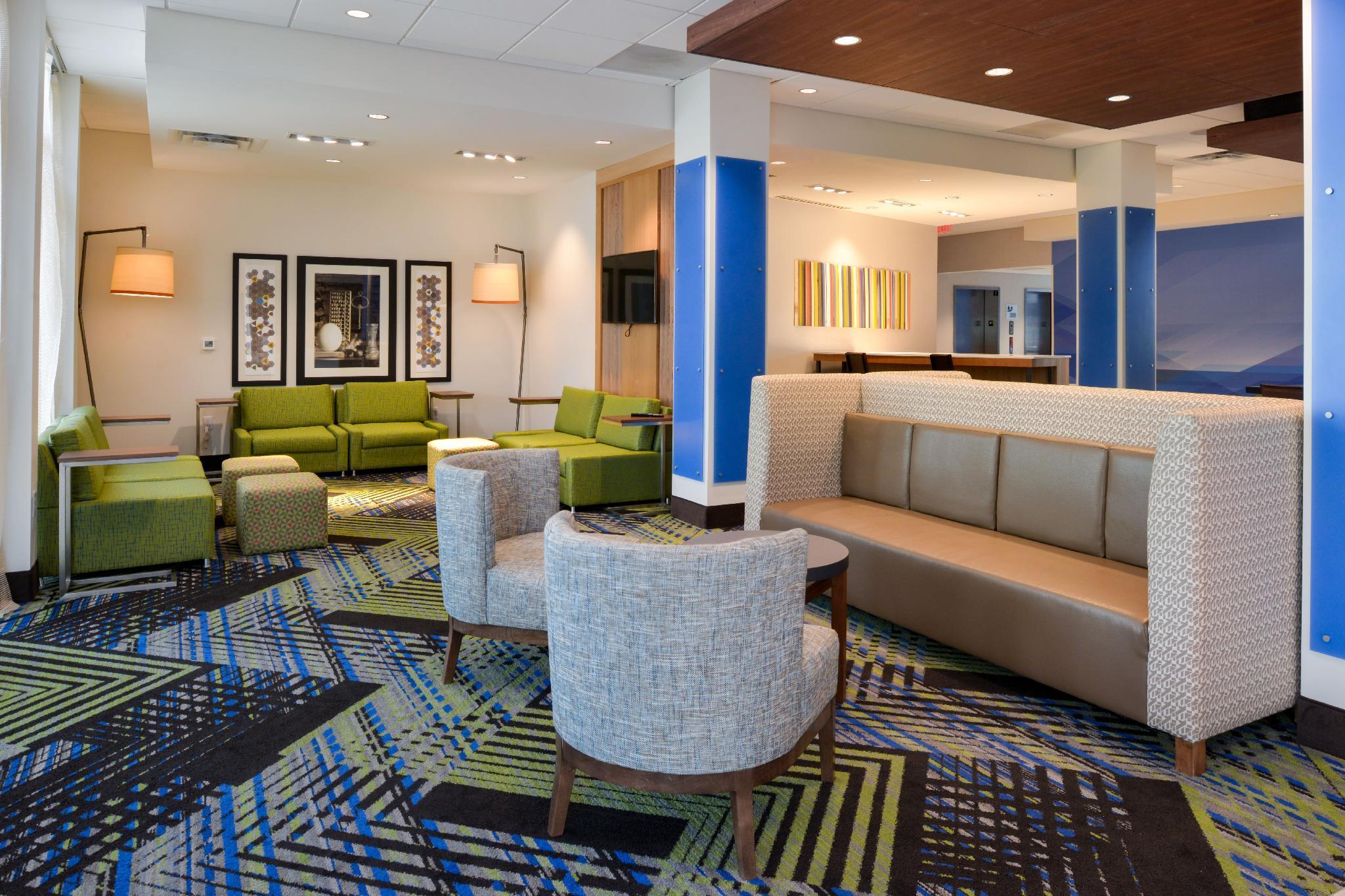 Holiday Inn Express & Suites - Ottumwa By Ihg Экстерьер фото